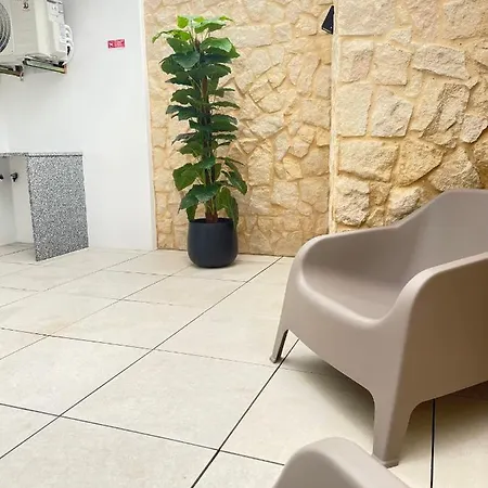 T1 Com Patio アパート ポルティマン