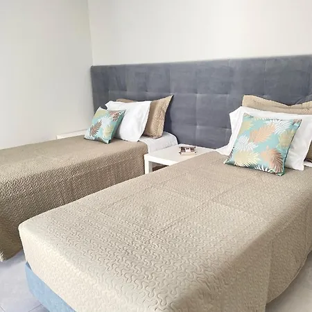 T1 Com Patio Apartment Portimao